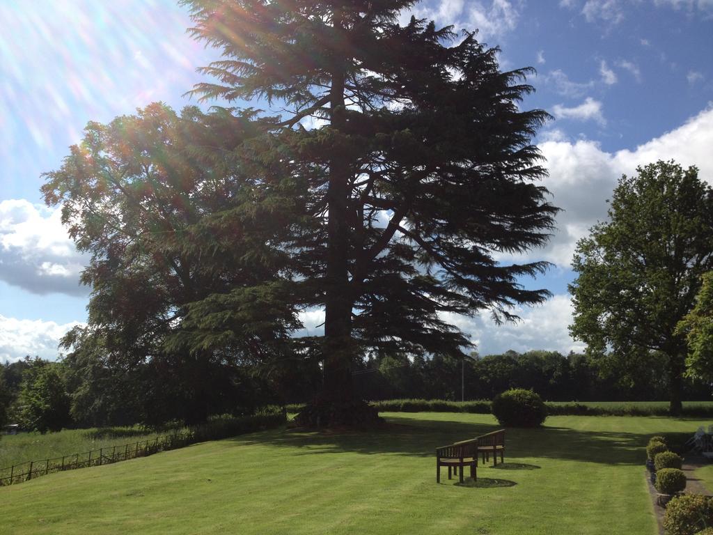 Overton Grange Country Hotel Ludlow Dış mekan fotoğraf